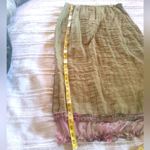 Ladies Two-Piece Set - Picture 12 of 14